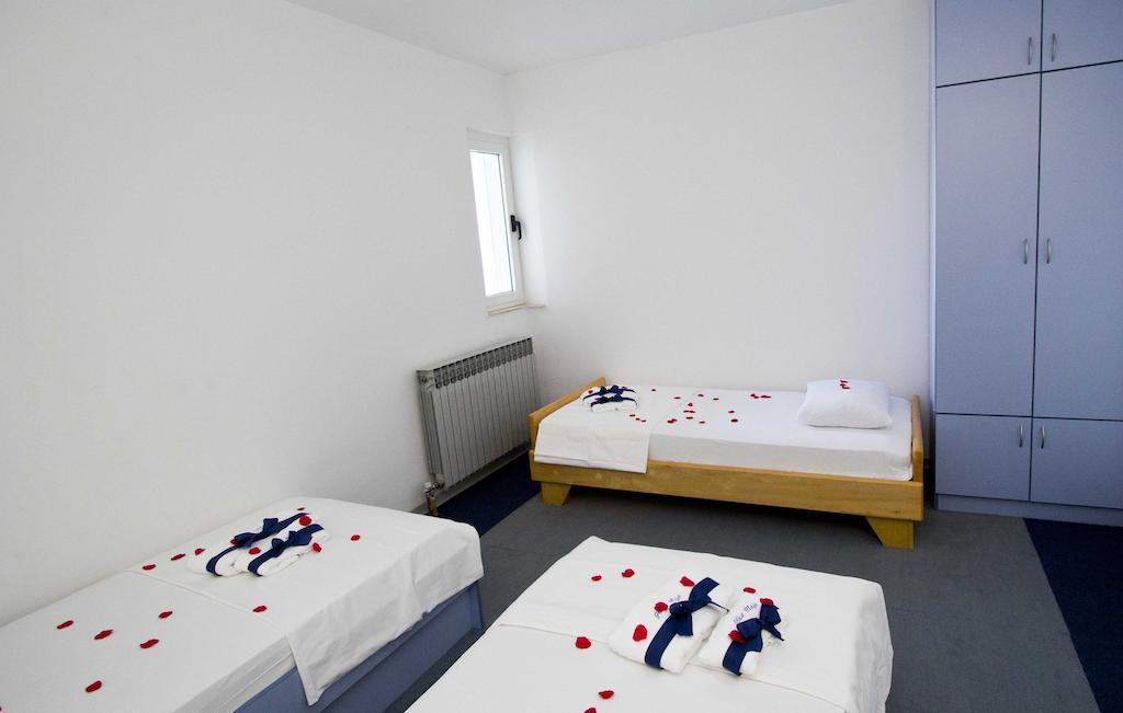 Apartment Pcelica Maja Podstrana Bilik gambar